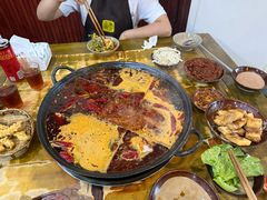 -正南齊北重庆老火锅(光华村直营店)
