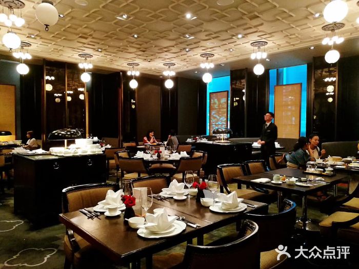 广州文华东方酒店·江-由辉师傅主理大堂图片