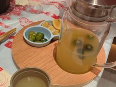 -肥肥虾庄·金牌油焖大虾(汉口城市广场店)