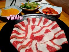 -唯成•韩国炭火烤肉 유성고기