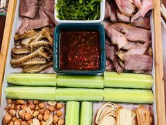 -酱肉小酒馆(梅陇店)