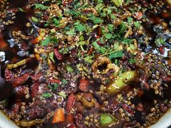 麻辣水煮蛙-江湖黑大兔(杨家坪店)