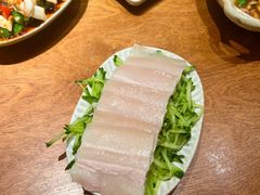 现蒸白切肉-麽麽家•爆炒牛肉饭(景瑞时光里店)