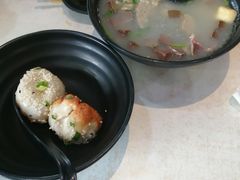 -小杨生煎(金山百联购物中心3楼店)