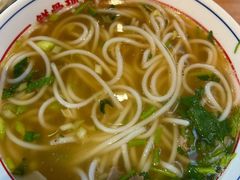 -小椒羊.羊肉粉 龙虾 羊肉串(新地旗舰店)