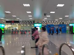 -上海虹桥站-P9停车场