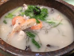 三鲜砂锅-虎哥私房菜(馒头山店)