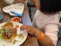 -布鲁豪斯亲子欢乐家庭餐厅