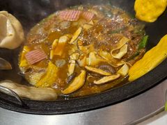 -鲁员外地锅鸡地锅鱼(古墩路店)