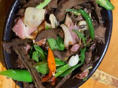 干笋子炒腊肉-禧福徕盆盆香川菜馆