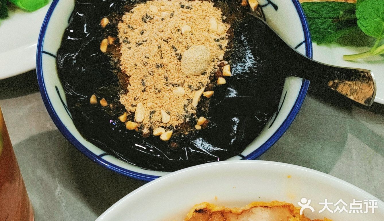 石牌桥打工人的饭堂