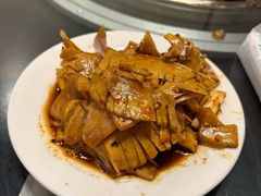 -周老三跷脚牛肉·全牛火锅(非遗传承店)