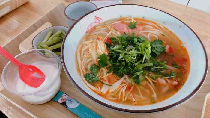 粉面含春(三元桥店)-"临时来三元桥面试,正直大中午,饿得不行,.