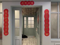-安格丽娜·狗咖·猫咖羊驼咖(春熙路百盛商场店)