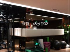 -上海龙之梦万丽酒店游泳池