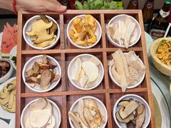 -天宜隆蘑菇宴火锅(石景山旗舰店)