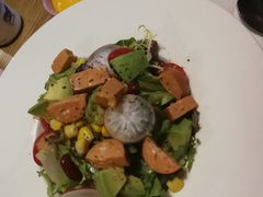-樱花里音乐餐吧·牛扒椰子鸡(东圃店)