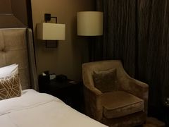 -西安唐隆国际酒店(大雁塔大唐不夜城店)
