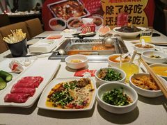 -海底捞火锅鲜切牛肉主题店(长寿路店)
