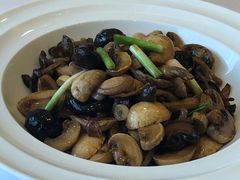 鸡枞菌炒牛柳-中发源·清真餐厅(南油店)