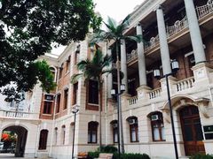 -香港大学