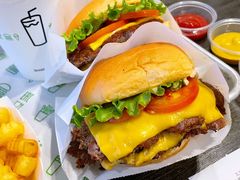 招牌牛肉堡双层-Shake Shack(西单大悦城店)