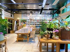 -谷咖啡·鲜花绿植花园餐厅