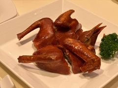 烤乳鸽-利苑酒家(宜安广场店)