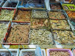 -霞涌市场海鲜摆卖区