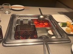 -海底捞火锅(金山百联店)