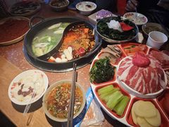 -赵美丽·重庆社区火锅·直营店(火车东站·中豪国际店)