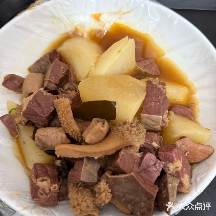 牛杂必吃榜：阿姨牛杂和顺盈小食横评