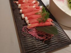 -红鼎豆捞·非遗鲍皇汤火锅(宝丰路店)