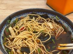 -牛师傅牛肉面(尚隆路店)