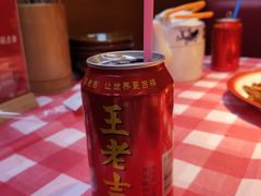 王老吉-思博半步颠小酒馆(梦时代店)