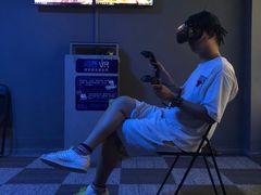 -VR 间客漫·PS电玩·虚拟现实包间游戏电竞(街道口店)