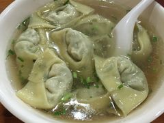 -潘国仙耳光馄饨(黄家阙路店)