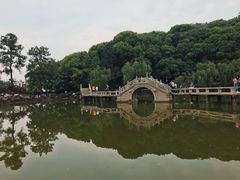 -灵岩山风景区