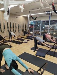 -亦美瑜伽·普拉提