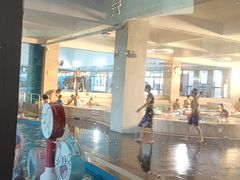 -晋爵会游泳馆(海湾公园店)