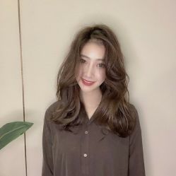 -卡尔诗·科技美肤连锁