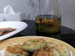 绩溪挞馃-又见炊烟私房菜(敬亭路店)