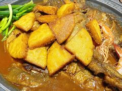 杂鱼一锅出-渔民船说·北塘海鲜·天津菜·海肠捞饭(北塘古镇店)