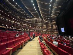 -交通银行前滩31演艺中心