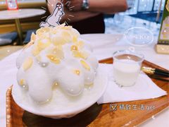 榴莲肉加榴莲布丁-丹礼糖甜品