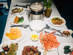 -领鲜活海鲜榴莲自助火锅(东门店)