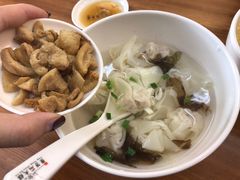 鲜肉小馄饨-景芳周大姐(国大城市广场店)