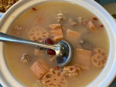 -悦硒楼·新派恩施菜