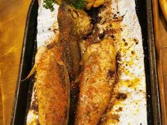 -老东镇啤酒屋海鲜加工·蒸汽海鲜·海鲜烧烤(台东店)