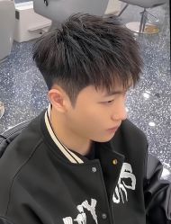 -丝语萱形象